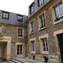 Bâtiment rénové 17 passage des deux Portes