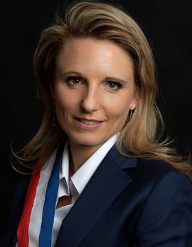 Caroline DOUCERAIN Maire des Loges-en-Josas